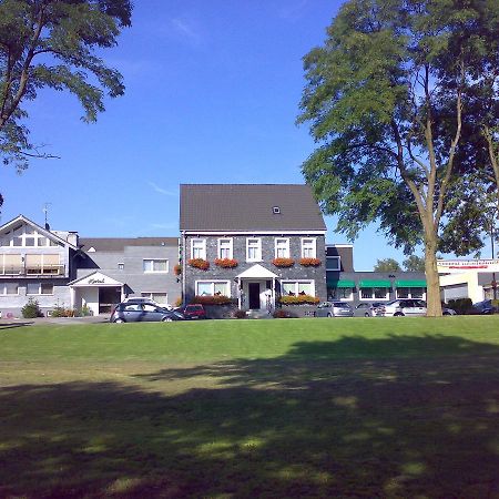 Hotel Restaurant Fischer Remscheid Exterior photo